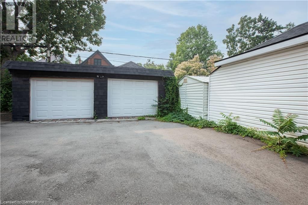 2 - 49 FAIRLEIGH AVENUE Image 10