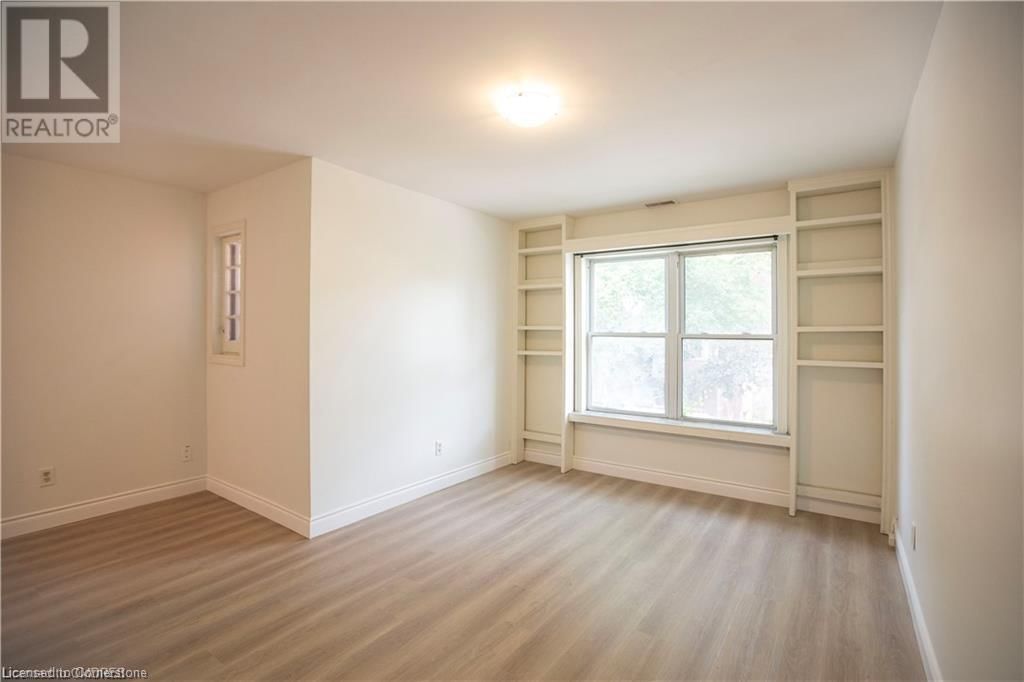2 - 49 FAIRLEIGH AVENUE Image 3