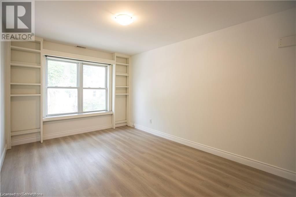 2 - 49 FAIRLEIGH AVENUE Image 4