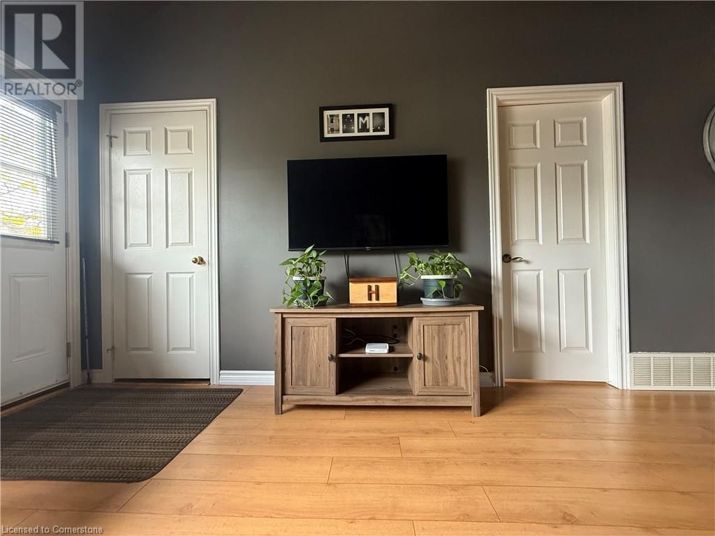 713 TATE AVENUE Image 4