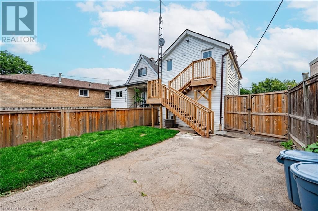 73 ALBANY AVENUE Image 18