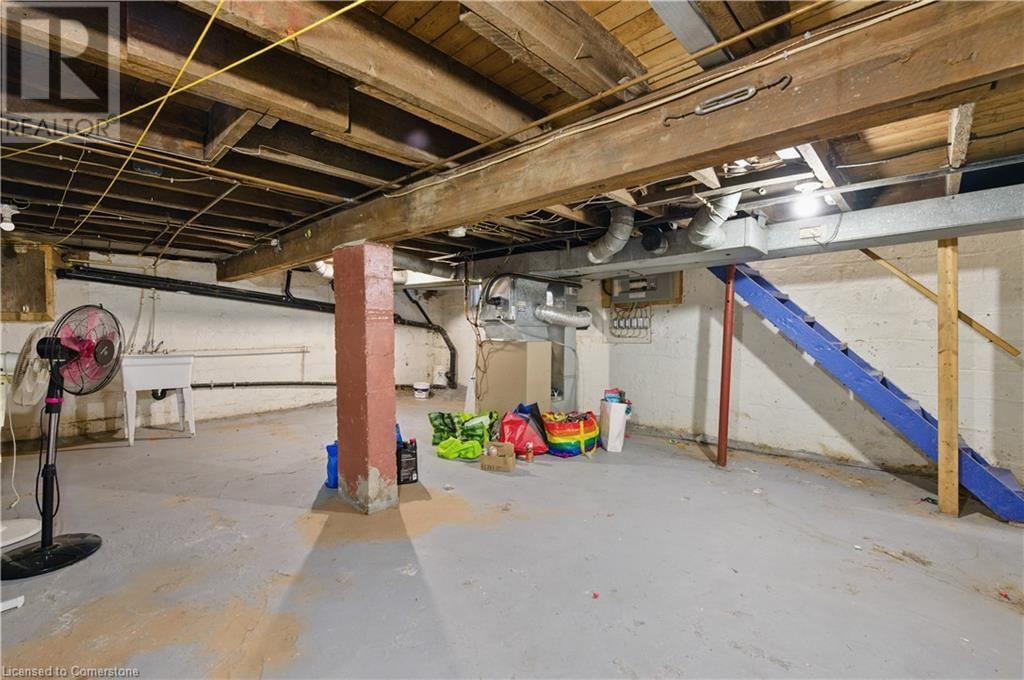 76 CAMBRIDGE AVENUE Image 22