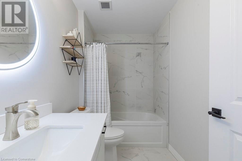 208 - 120 SPRINGVALLEY CRESCENT Image 33