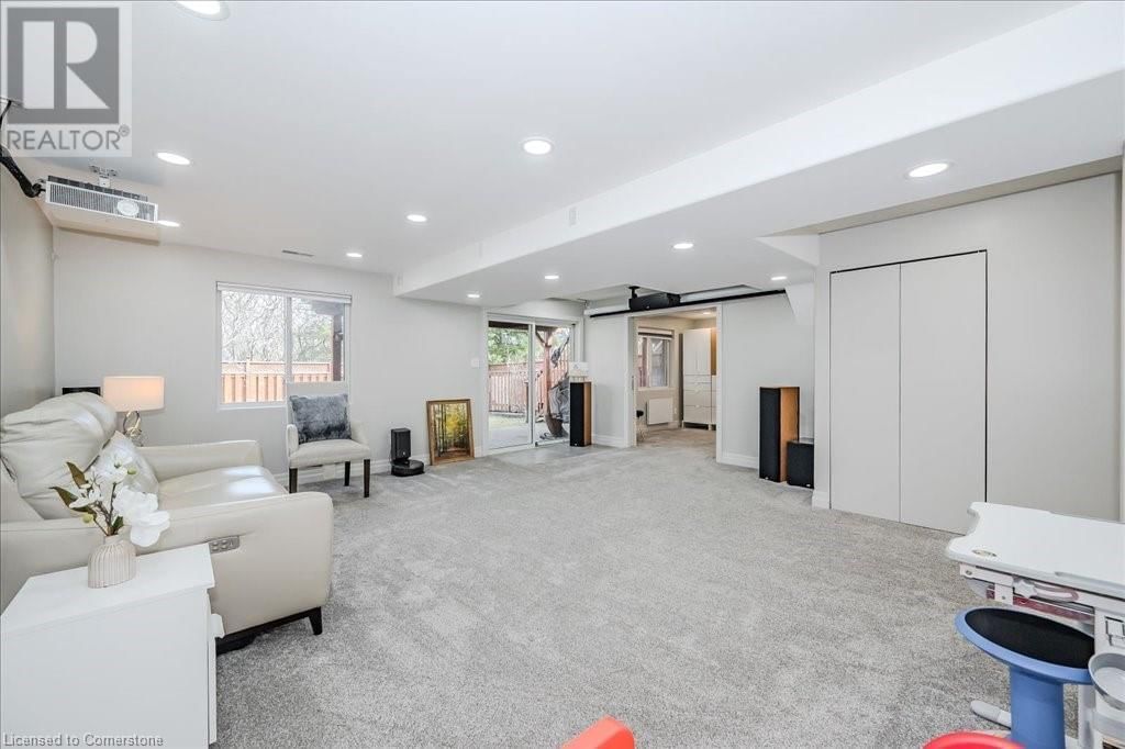 3 GIBBS CRESCENT Image 21
