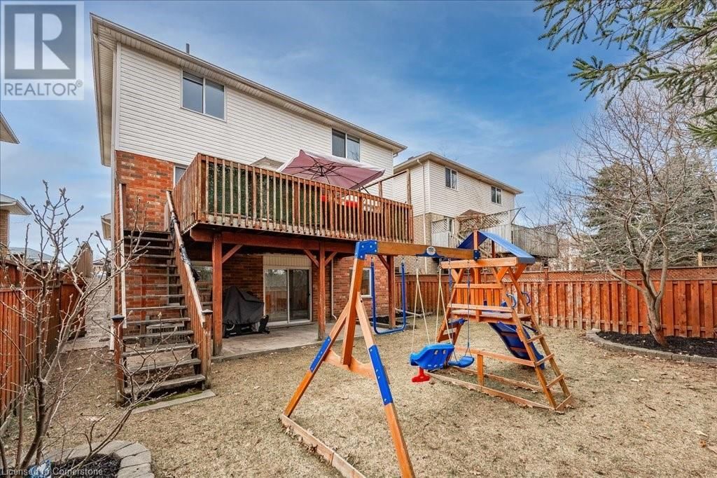 3 GIBBS CRESCENT Image 32
