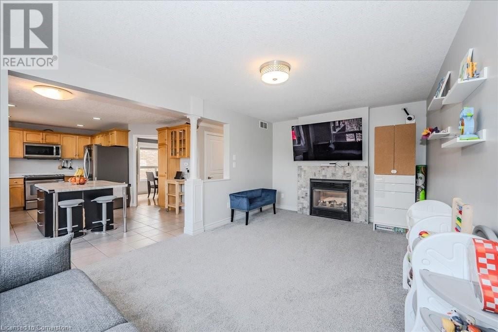 3 GIBBS CRESCENT Image 45