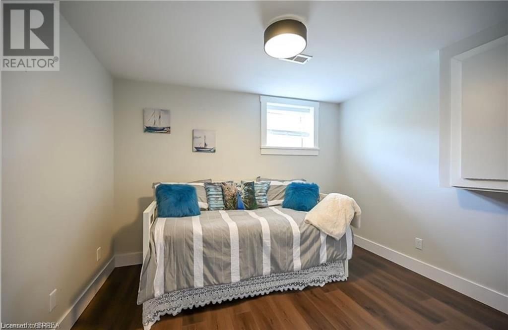 9 KIWANIS AVENUE Image 32