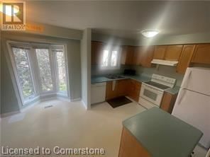 178 - 302 COLLEGE AVENUE WEST Image 9