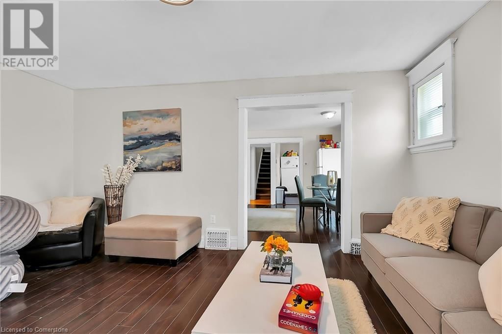 43 STERLING STREET Image 5