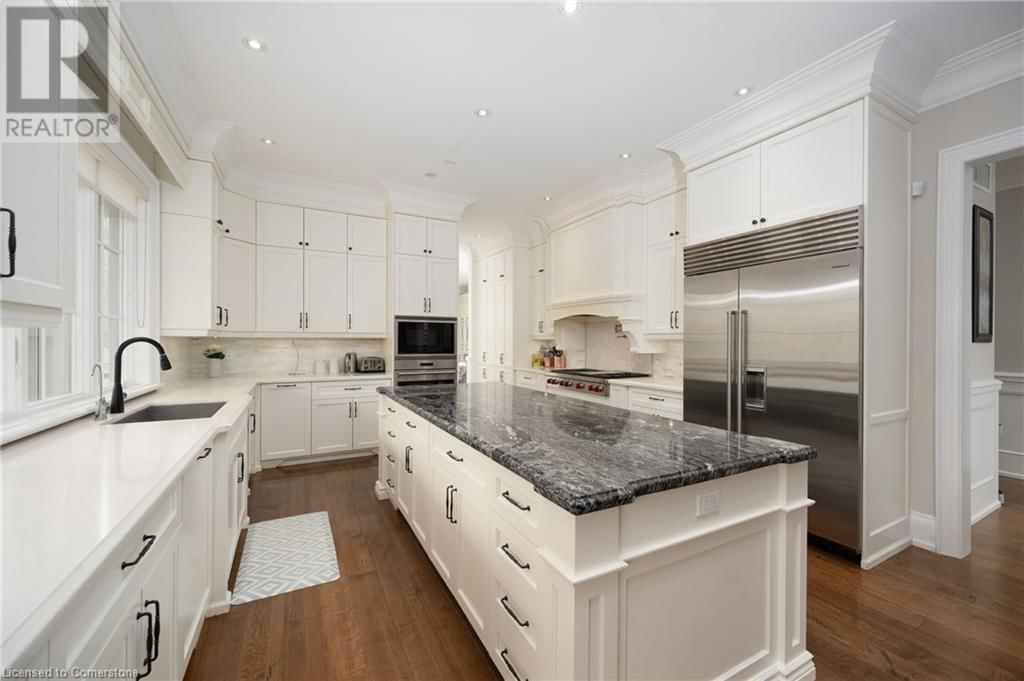 302 PINEHURST DRIVE Image 11