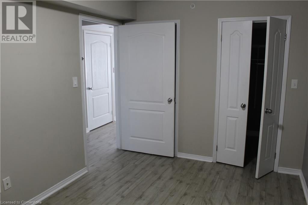 1 - 51 HAYS BOULEVARD Image 18