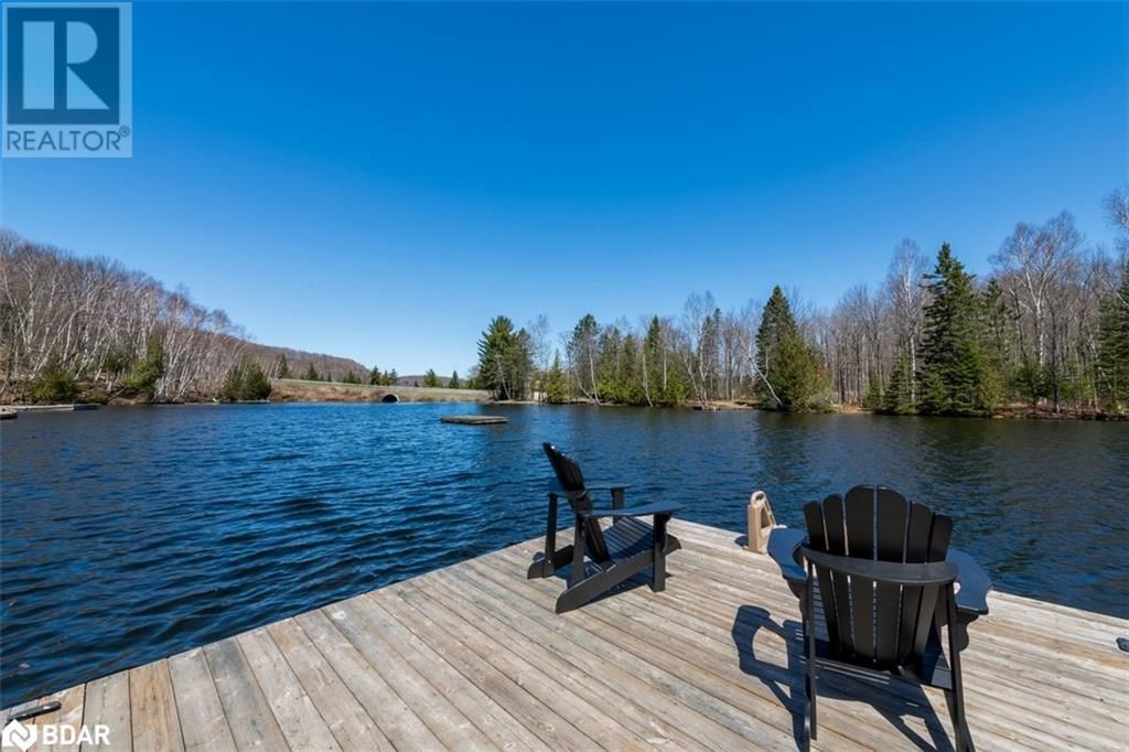 1053 ESSON CREEK LANE Image 32