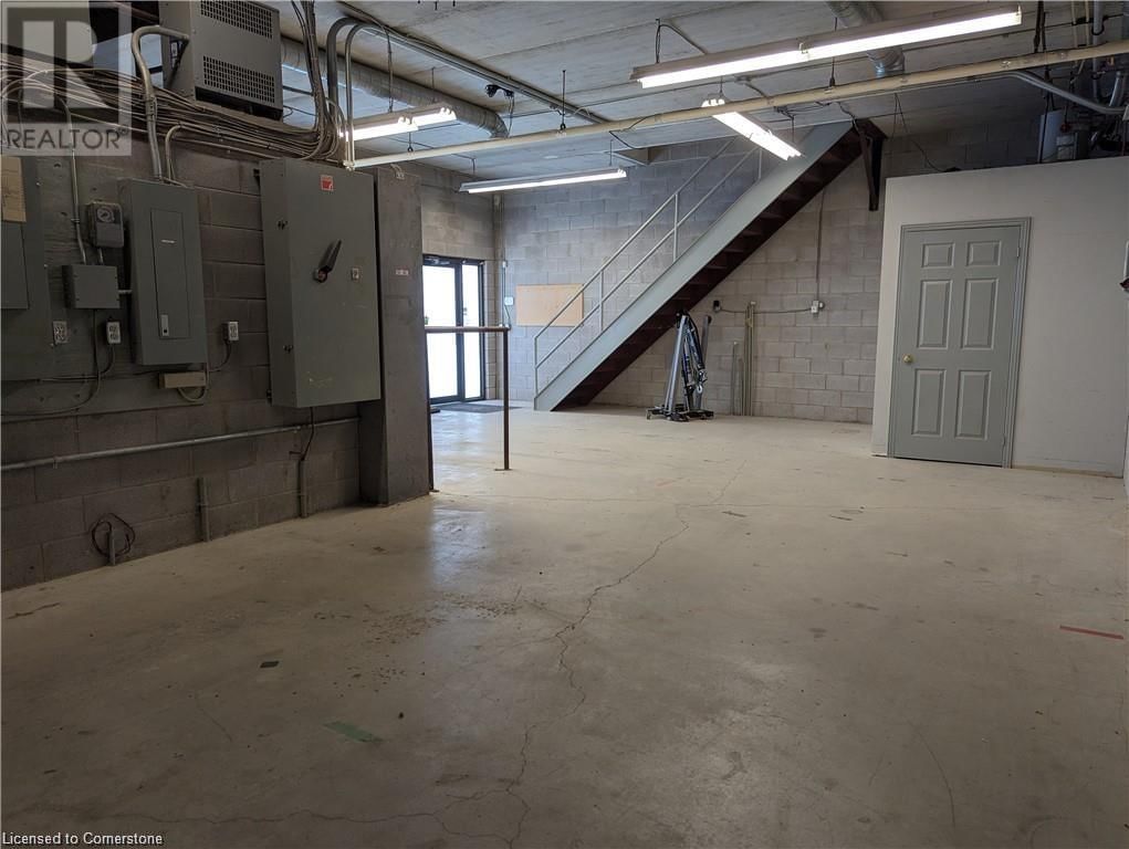 1 - 755 BRIDGE STREET WEST Image 9