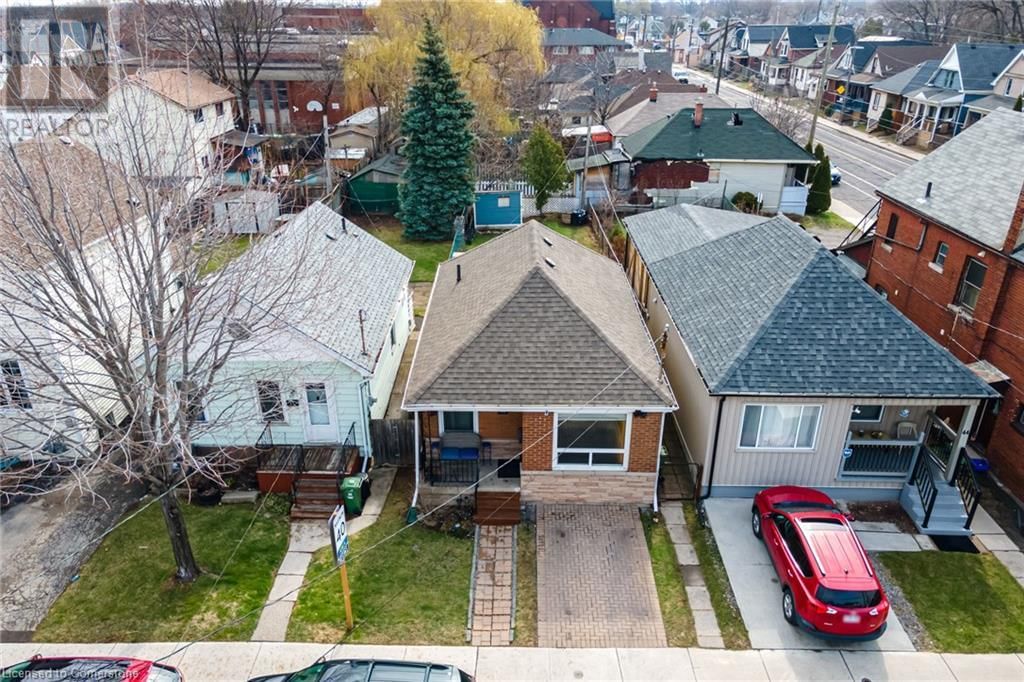46 ROBINS AVENUE Image 2