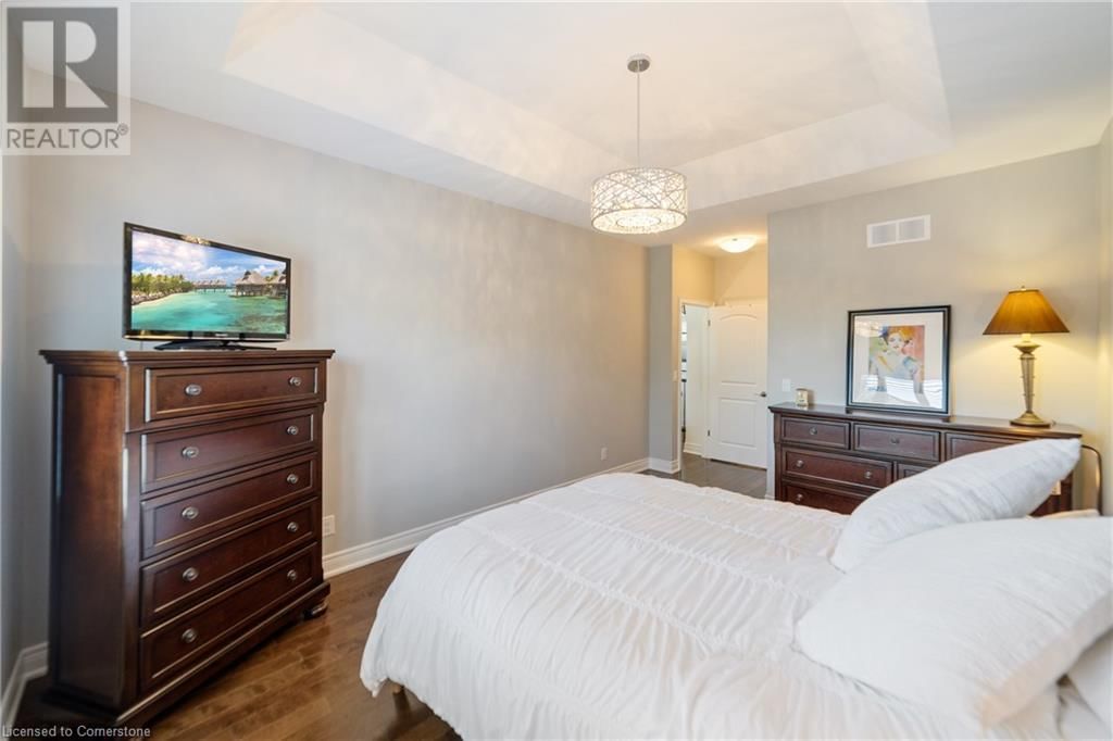 32 CRIMSON DRIVE Image 19