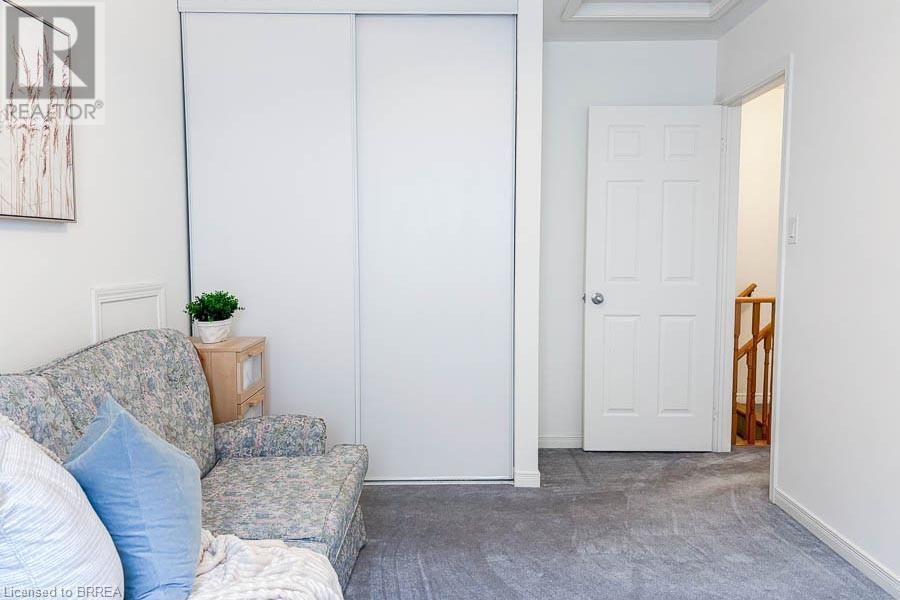 230 THOMAS AVENUE Image 27