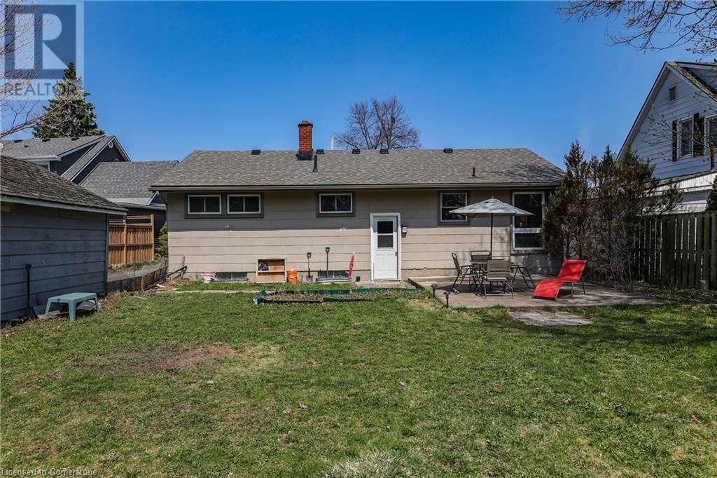 230 ST CATHARINES STREET Image 17