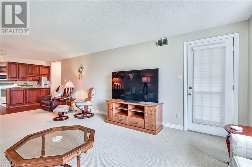 205 - 970 GOLF LINKS ROAD Image 31