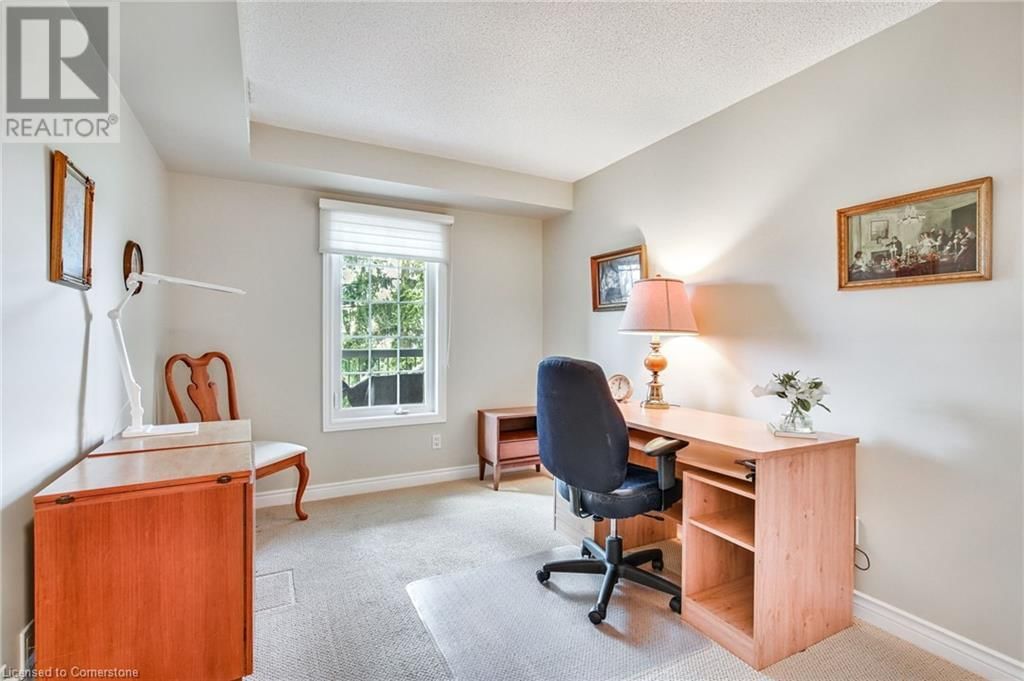 205 - 970 GOLF LINKS ROAD Image 37
