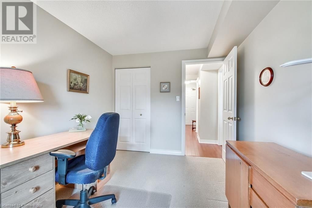 205 - 970 GOLF LINKS ROAD Image 38