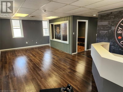 Commercial for Rent in Canada