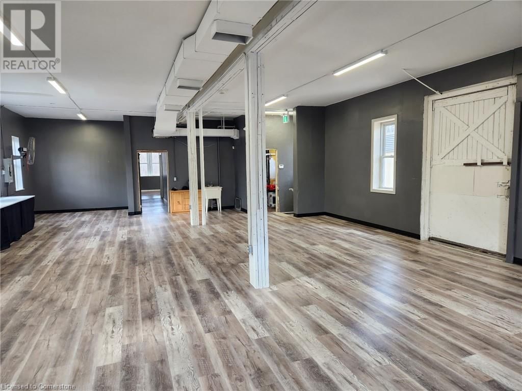 325 BREITHAUPT STREET Image 4