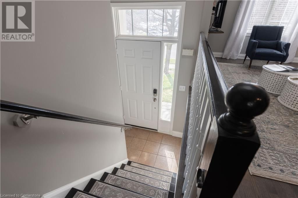 65 FAIRWOOD PLACE WEST Image 3