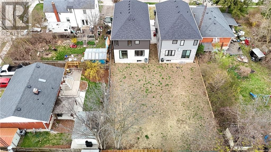 46 LOWELL STREET NORTH Image 33
