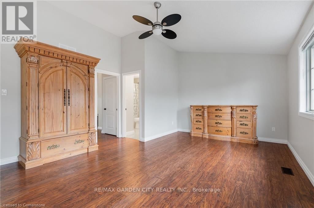 15 - 1375 STEPHENSON DRIVE Image 14