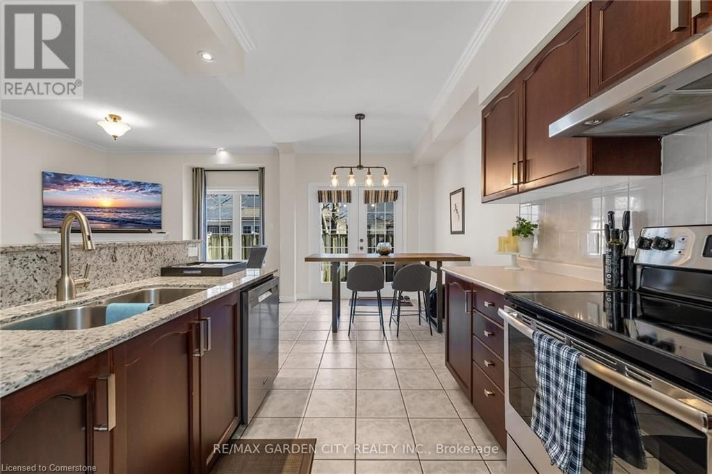 15 - 1375 STEPHENSON DRIVE Image 5