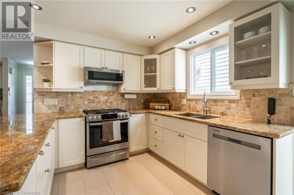 1097 STEPHENSON DRIVE Image 15
