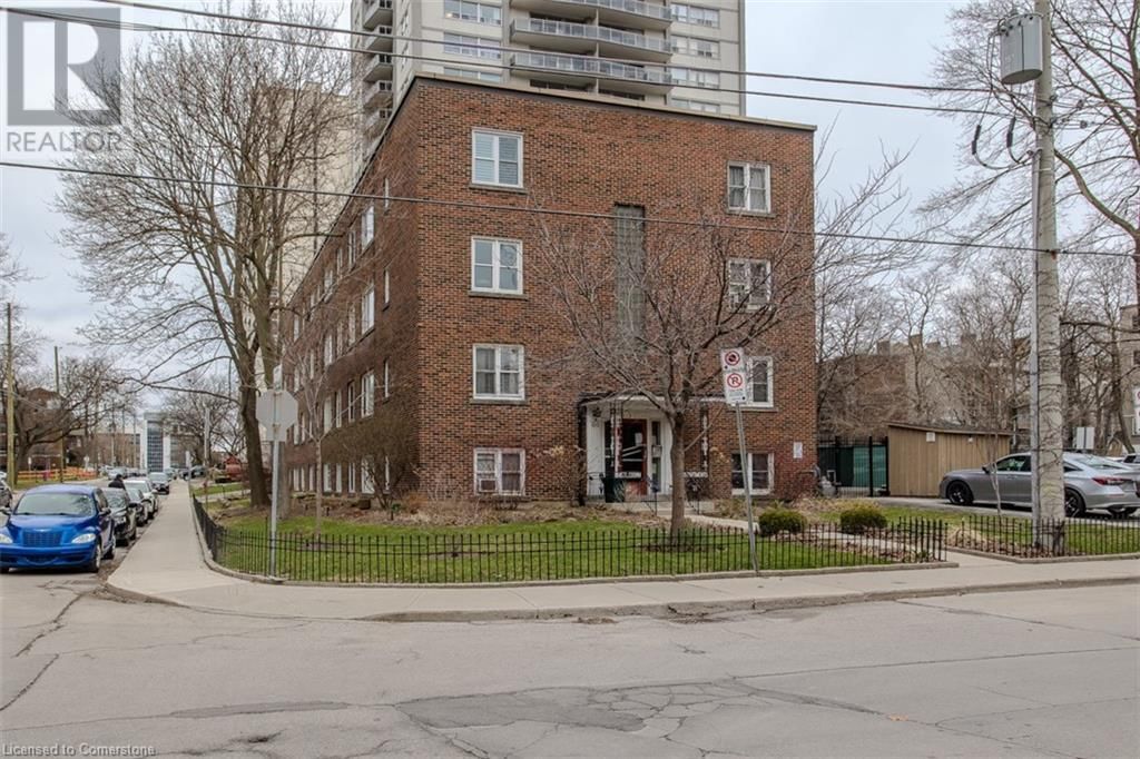 105 - 60 ROBINSON STREET Image 2