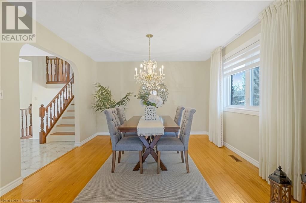 36 SKYLARK DRIVE Image 12