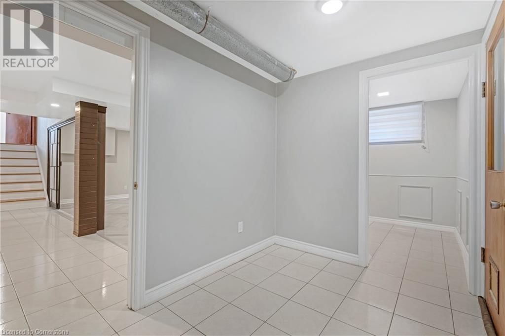 36 SKYLARK DRIVE Image 31