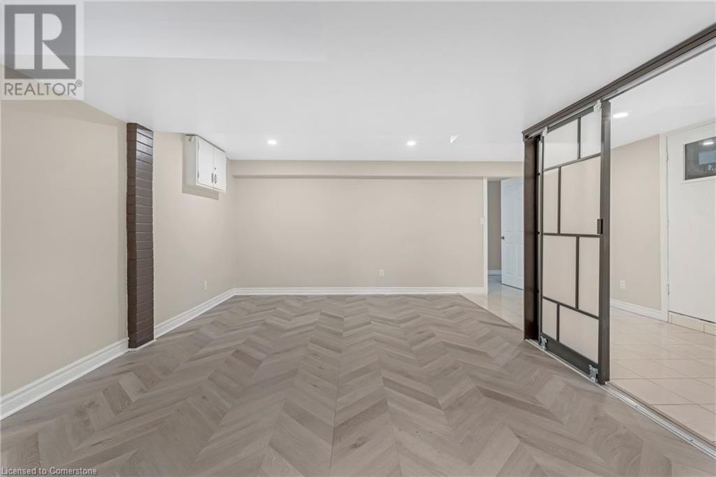 36 SKYLARK DRIVE Image 37