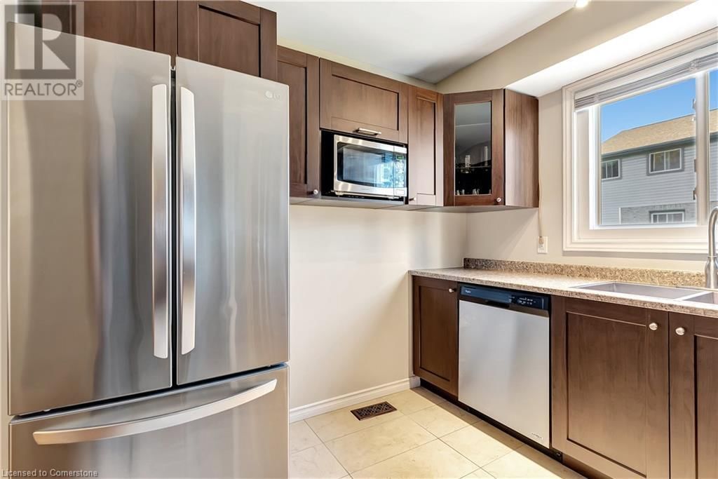 35 - 589 BEECHWOOD DRIVE Image 14