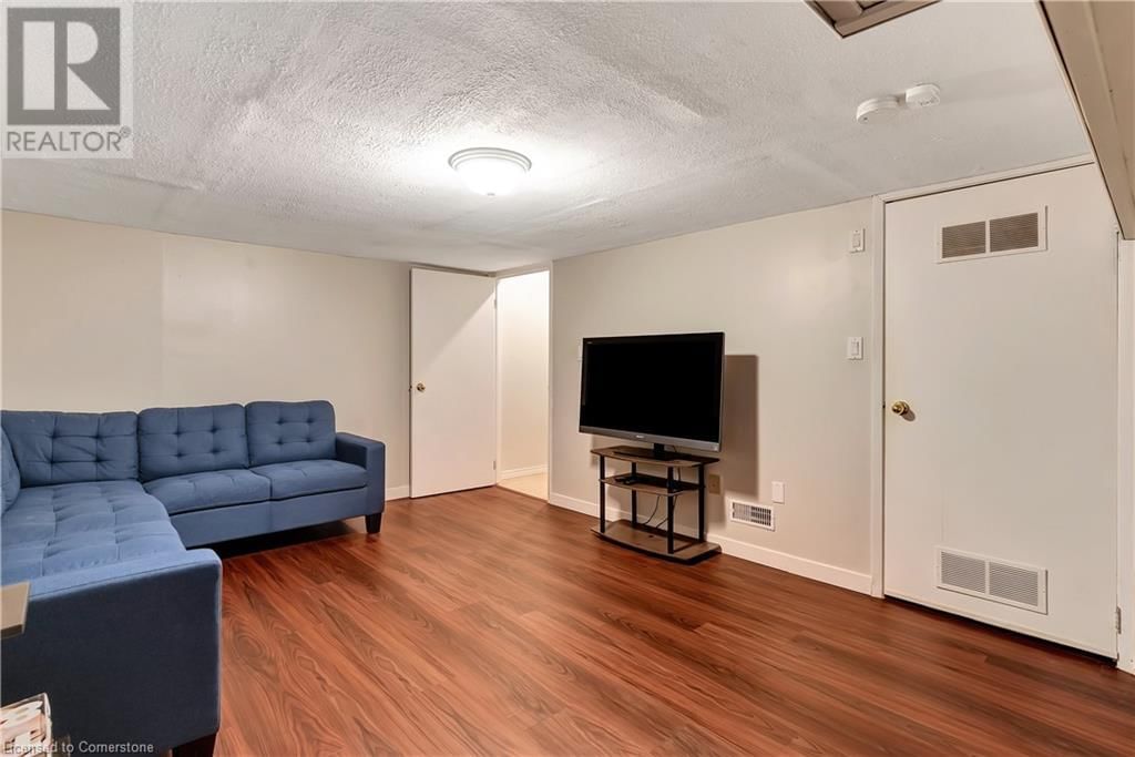 35 - 589 BEECHWOOD DRIVE Image 27