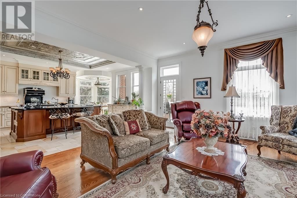 6416 MCNIVEN ROAD Image 16
