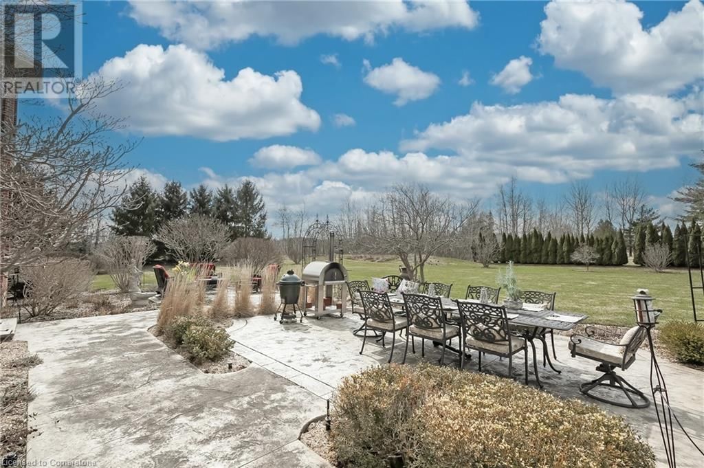 6416 MCNIVEN ROAD Image 39