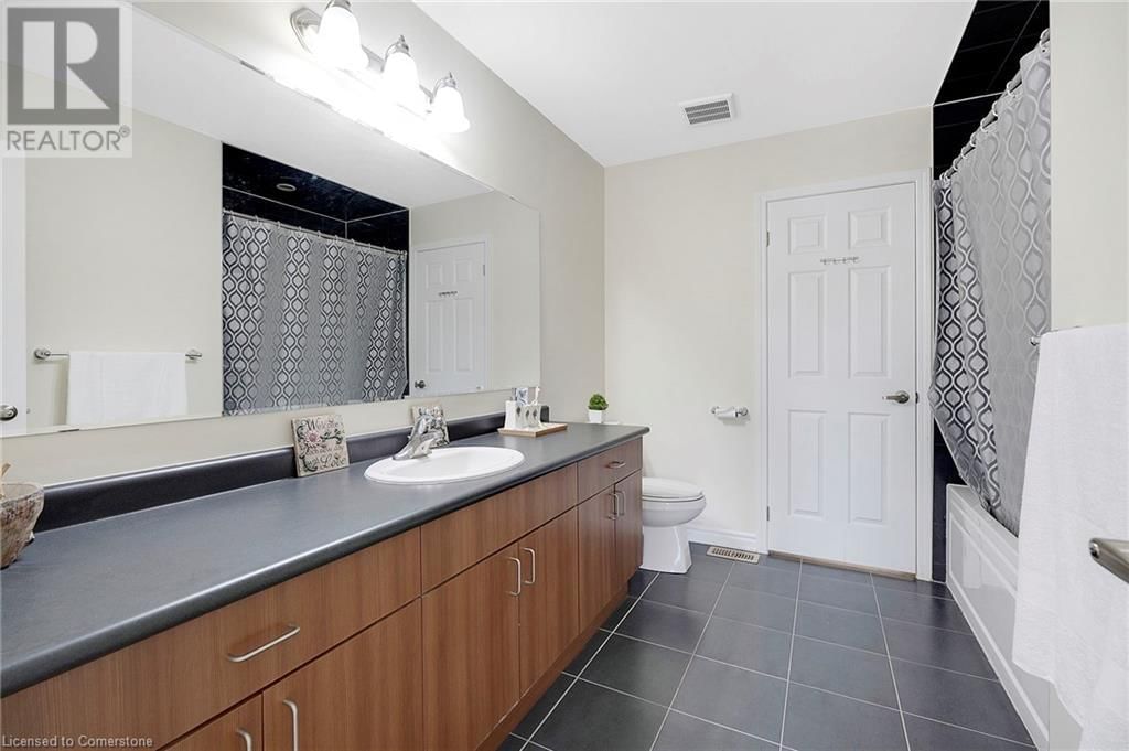 11 WATERMILL STREET Image 32