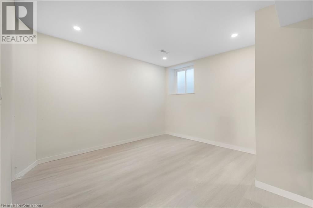 11 WATERMILL STREET Image 48