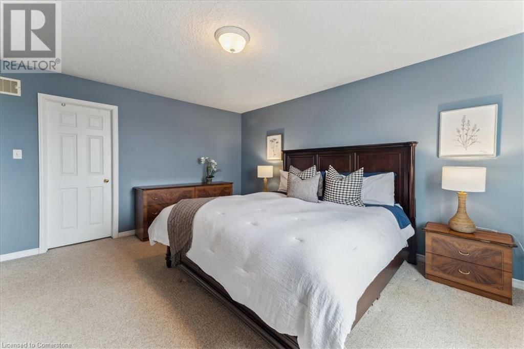 67 FERRIS DRIVE Image 20