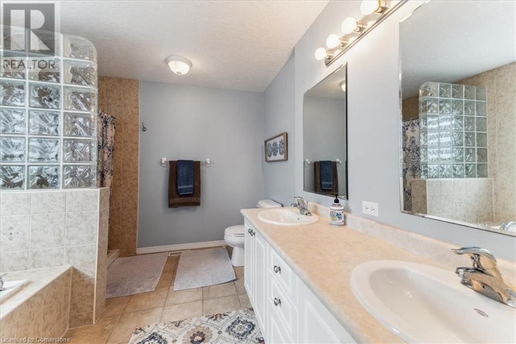 67 FERRIS DRIVE Image 22