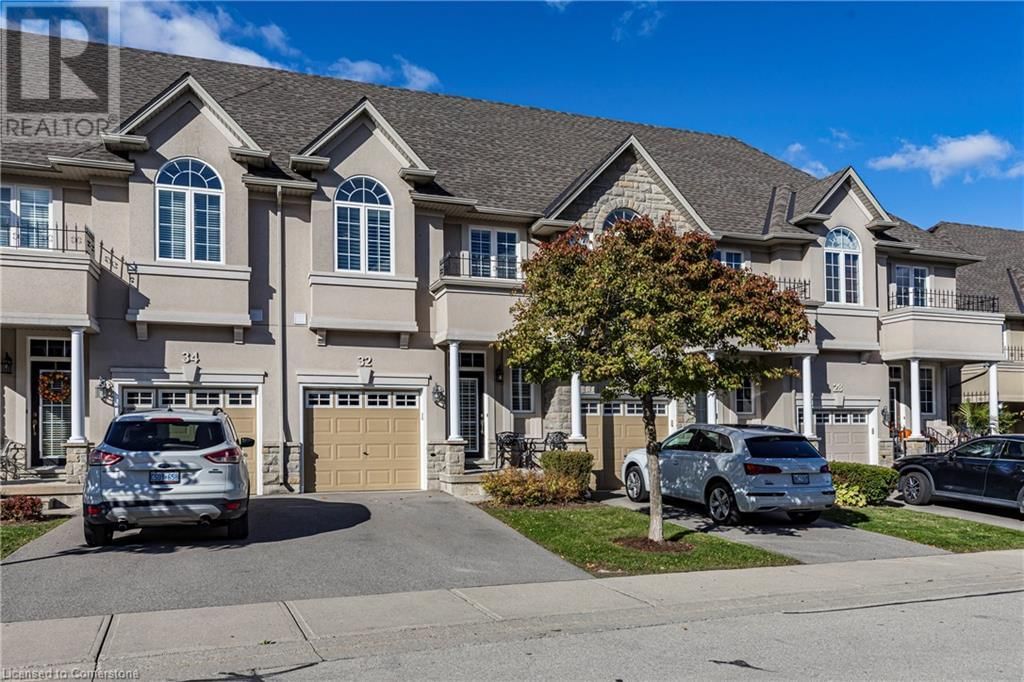 32 FOREST VALLEY CRESCENT Image 1
