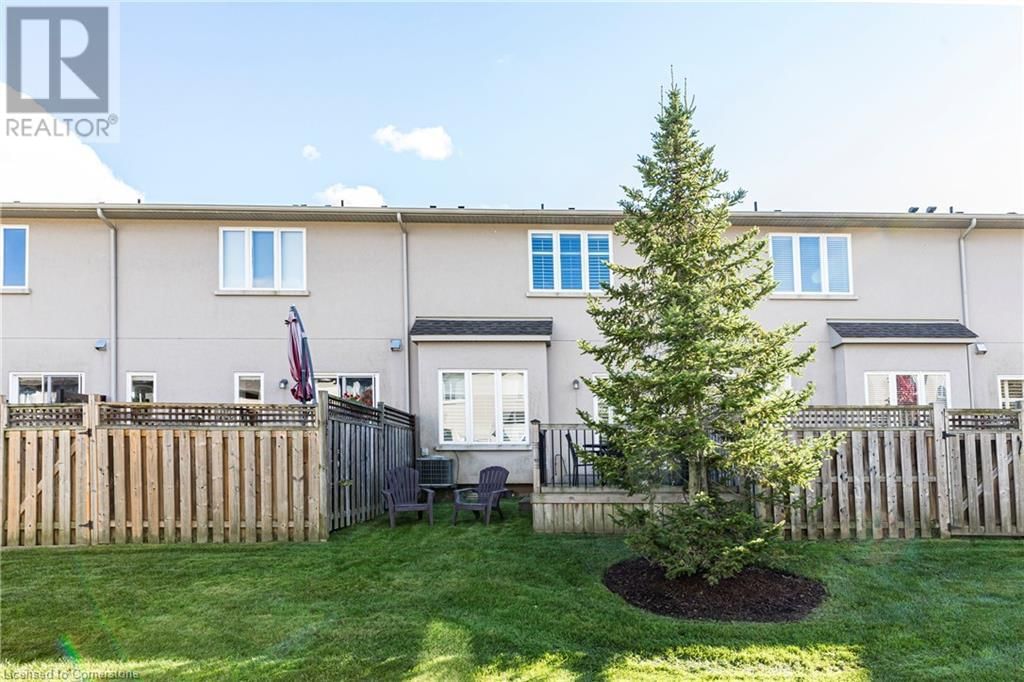 32 FOREST VALLEY CRESCENT Image 38