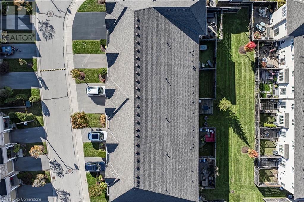32 FOREST VALLEY CRESCENT Image 39