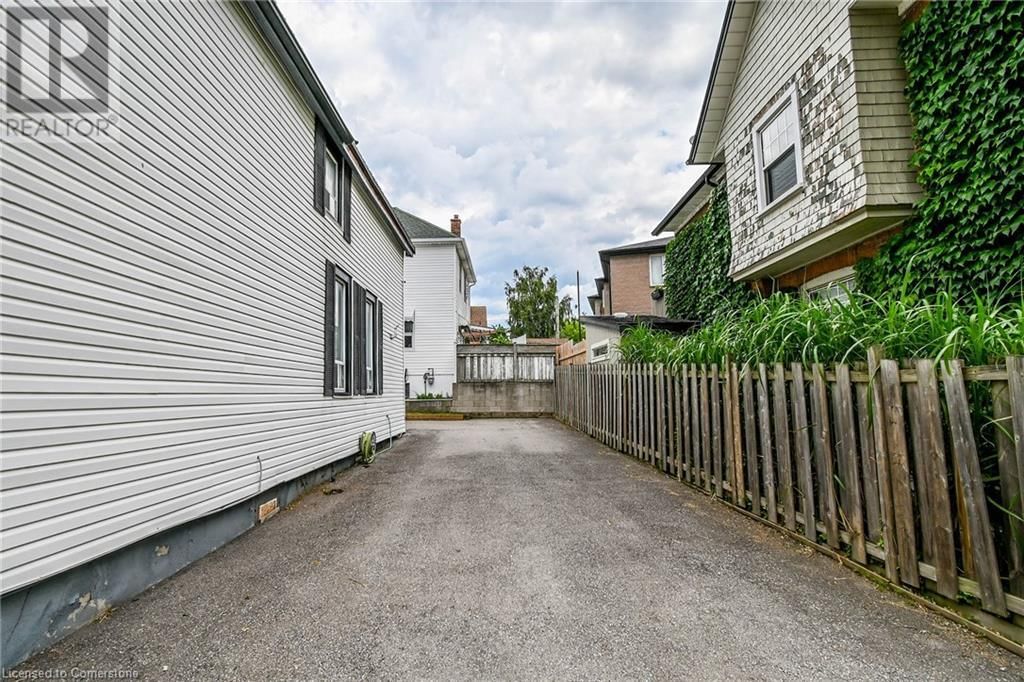 48 CARLISLE STREET Image 6