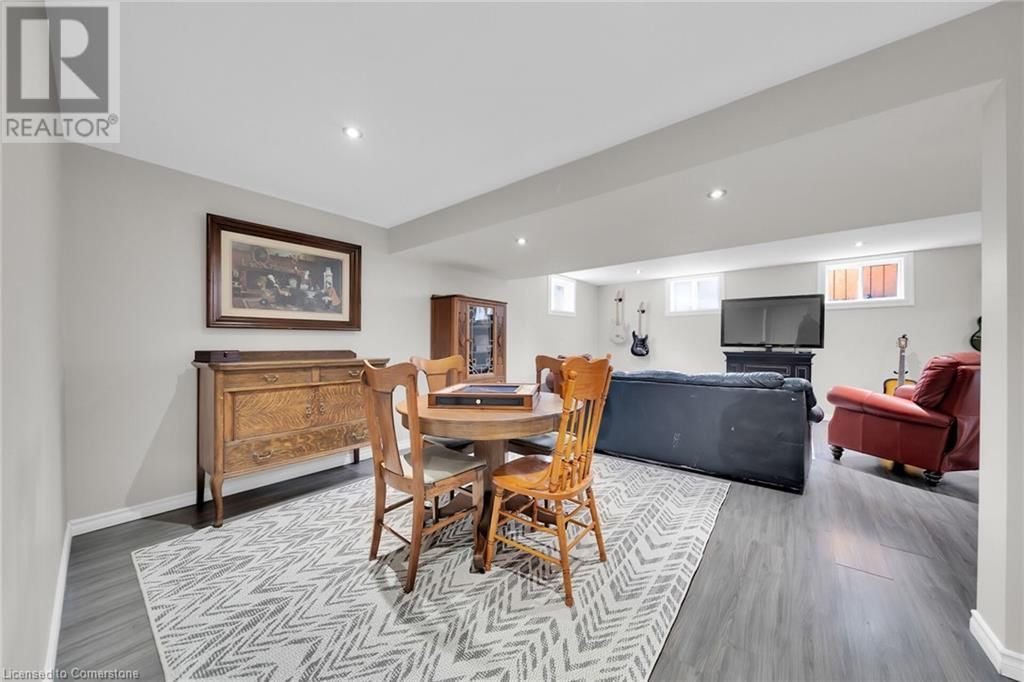 44 OTTAWA STREET SOUTH Image 33