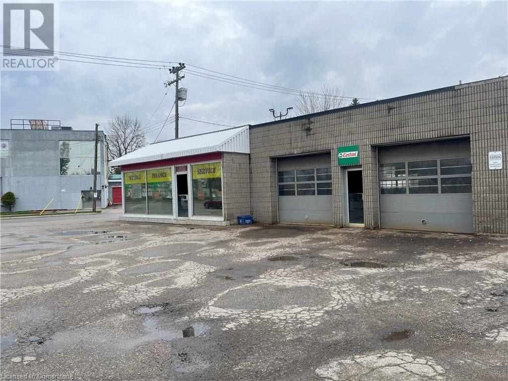 1290 KING STREET EAST Image 2