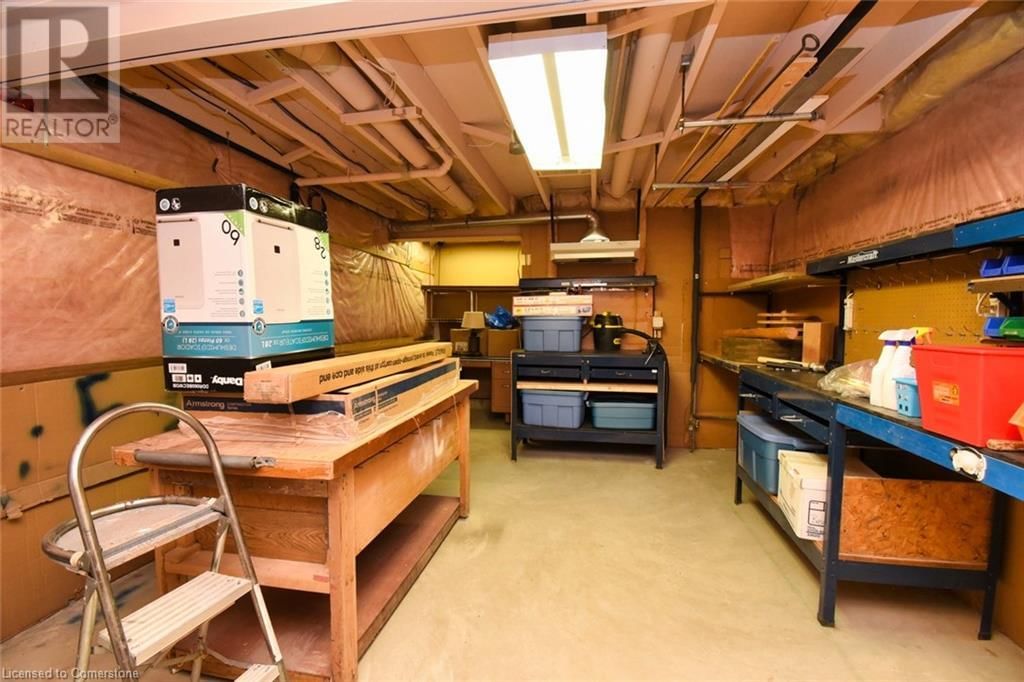 8 - 60 RICE AVENUE Image 32